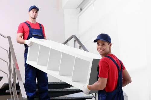 Quick flat move completed by removals specialists in Wapping