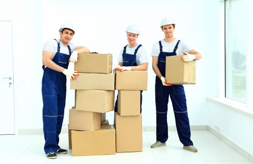 Flexible self-storage options in Wapping for personal belongings