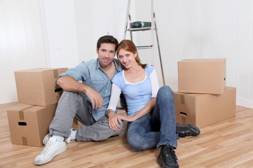 Domestic storage for furniture and boxes in Wapping