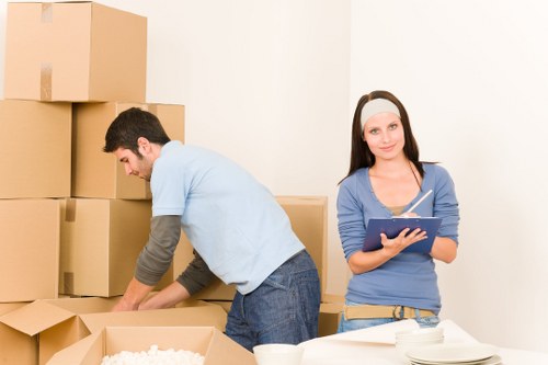 Manual handling and risk assessment before a move